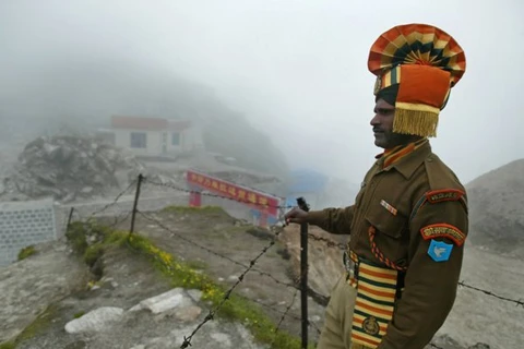 Ấn Độ tăng cường cơ sở phòng thủ sát biên giới Trung Quốc