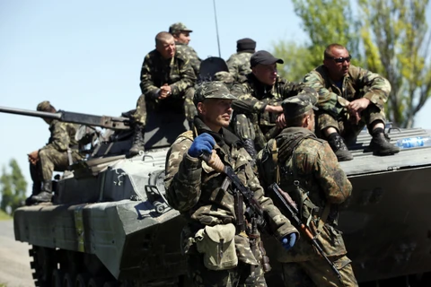 Hai phe Ukraine vẫn đụng độ ác liệt gần khu vực Mariupol
