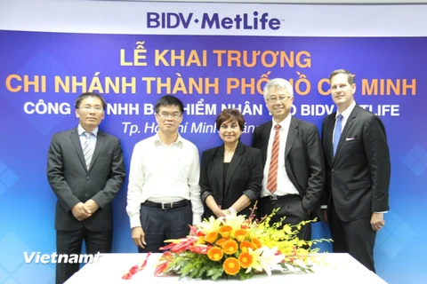 Lễ khai trương chi nhanh BIDV Metlife Thành phố Hồ Chí Minh. (Ảnh: PV/Vietnam+)
