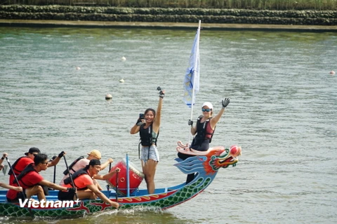 Tưng bừng Lễ hội Đua thuyền Rồng Đài Loan 2023 trong dịp Tết Đoan Ngọ