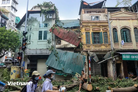 Hà Nội: "Thảm họa" được báo trước từ những ngôi nhà cổ sau cơn bão Yagi 