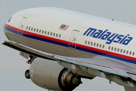 Malaysia, Việt Nam tìm kiếm chiếc máy bay chở 239 người