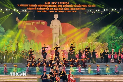 Lễ kỷ niệm 70 năm Ngày thành lập QĐND Việt Nam tại Cao Bằng 