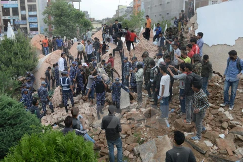 Hơn 2000 người thiệt mạng vì vụ động đất khủng khiếp ở Nepal