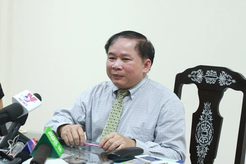 Thứ trưởng Bùi Văn Ga trao đổi với báo chí chiều 28/7. (Ảnh: CTV/Vietnam+)