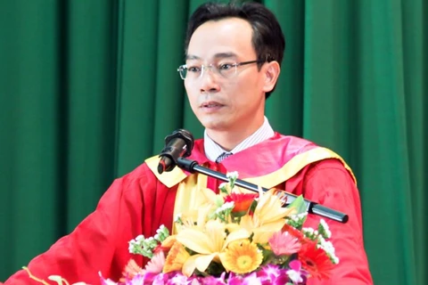 Phó giáo sư Hoàng Minh Sơn. (Ảnh: hust.edu.vn)