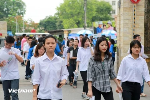 Thí sinh dự thi trung học phổ thông quốc gia. (Ảnh: Lê Minh Sơn/Vietnam+)