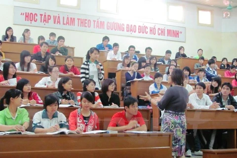 Giờ học của thầy và trò trường Đại học Sư phạm. (Ảnh minh họa: PM/Vietnam+)