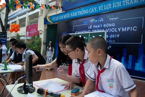 Các học sinh dự thi Violympic. (Ảnh: Nguyễn Thắng)