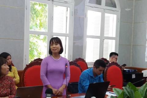 Cô giáo Nguyễn Phương Thanh chia sẻ về đổi mới phương pháp dạy học. (Ảnh: PM/Vietnam+)