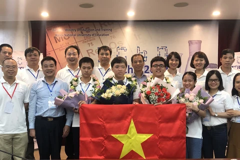 Đội tuyển Olympic Việt Nam đoạt thành tích cao nhất trong lịch sử dự thi Olympic Hóa học quốc tế. (Ảnh: PV/Vietnam+)