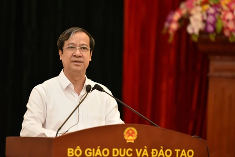 Bộ trưởng Bộ Giáo dục và Đào tạo Nguyễn Kim Sơn phát động phong trào thi đua. (Ảnh: Bộ GD-ĐT)