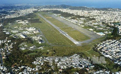 Căn cứ không quân Futenma tại Ginowan, tỉnh Okinawa tháng 9/2012. Kyodo/ TTXVN