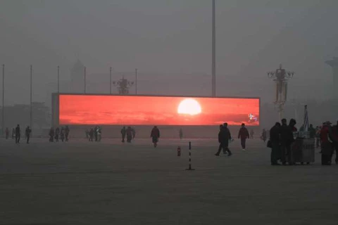 Ở Bắc Kinh, nếu muốn ngắm mặt trời mọc thì phải xem TV