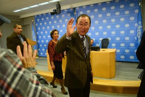 Tổng Thư ký LHQ Ban Ki-moon sau cuộc họp khẩn về việc không mời Iran dự Geneva 2 (Nguồn: AFP)