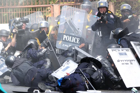 Cảnh sát Thái cho biết chỉ sử dụng đạn cao su trong những cuộc đụng độ với người biểu tình (Nguồn: AP)