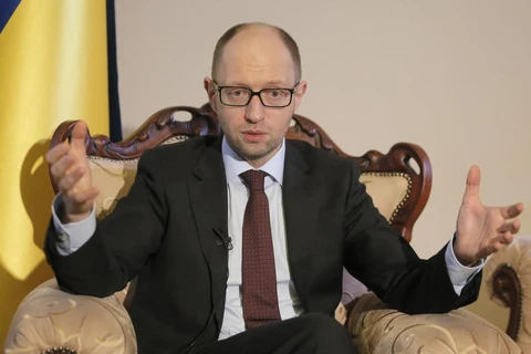 Thủ tướng tạm quyền Ukraine Arseniy Yatsenyuk (Nguồn: AP)