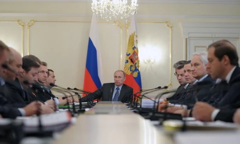 Putin mở tài khoản tại ngân hàng Nga bị Mỹ trừng phạt 