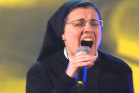 Vị nữ tu gây sốc trên chương trình The Voice Italy
