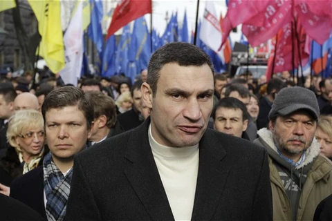 Cựu võ sĩ Klitschko từ bỏ cuộc đua Tổng thống Ukraine