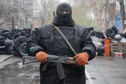 Quân đội Ukraine bắt đầu chiến dịch "chống khủng bố"