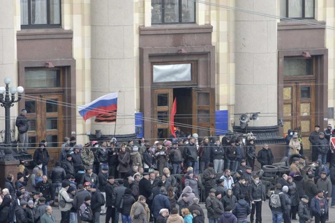 Moskva quyết tâm bảo vệ lợi ích người Nga ở Ukraine