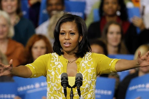 Phụ huynh Mỹ phản đối bà Michelle Obama dự lễ tốt nghiệp