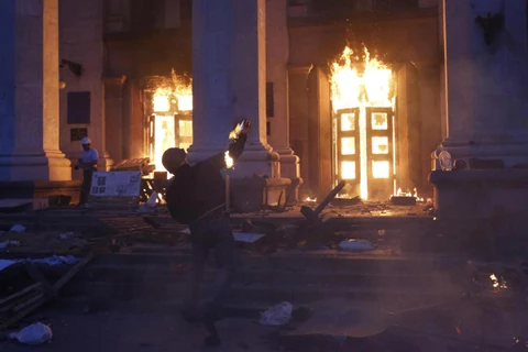 Cháy tòa nhà công đoàn ở Odessa, hơn 30 người thiệt mạng 
