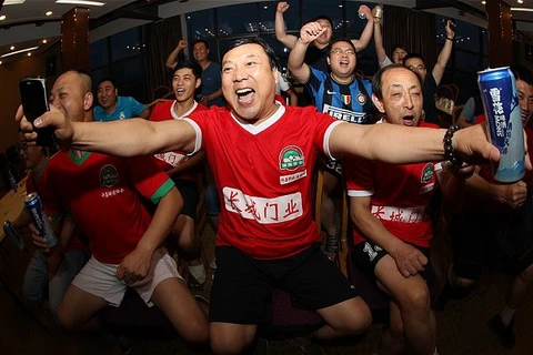 Đã có 3 người Trung Quốc tử vong vì thức đêm xem World Cup