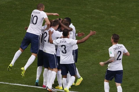 Bắn hạ "Đại bàng xanh", Pháp hẹn gặp Đức ở vòng tứ kết