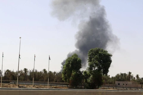 Libya: Chiến sự nổ ra tại Tripoli, Mỹ sơ tán nhân viên sứ quán
