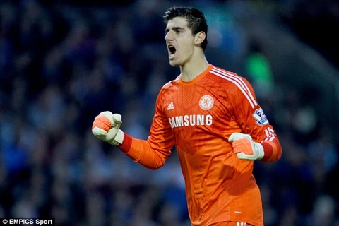 Với Thibaut Courtois, Chelsea không còn cần đến Petr Cech