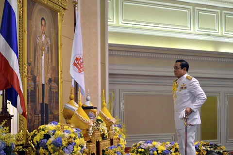 Thủ tướng Singapore chúc mừng tân Thủ tướng Thái Lan 