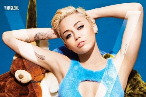"Gái hư" Miley Cyrus lại chụp hình gợi cảm trên tạp chí V