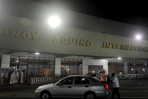 Philippines phát hiện xe van chở bom đậu ở sân bay quốc tế