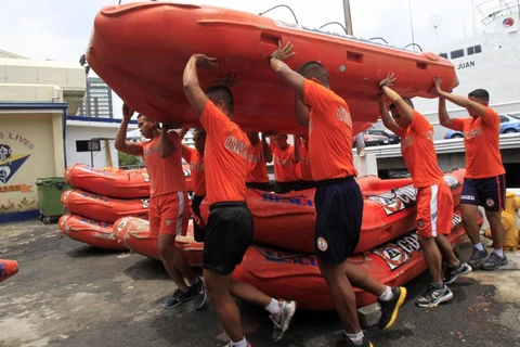 Đắm phà tại Philippines khiến ít nhất 70 người mất tích