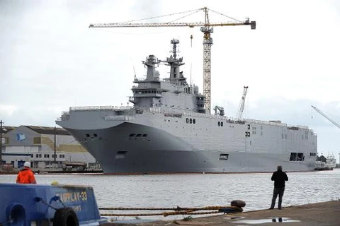 Pháp giám sát chặt tàu chiến Mistral bán cho Nga vì sợ bị đánh cắp