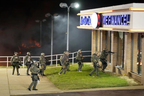 Chi tiết vụ cảnh sát Mỹ bắn chết người gây bạo loạn ở Ferguson