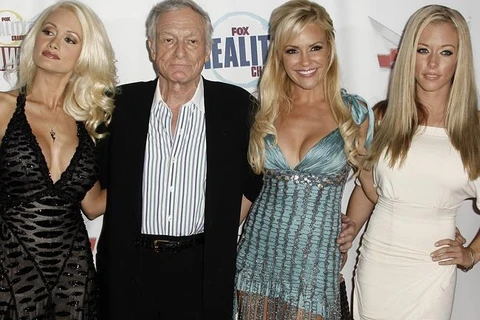 Cựu người mẫu Playboy tiết lộ bí mật phòng the của Hugh Hefner