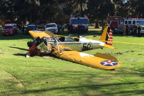 Tài tử Harrison Ford nhập viện khẩn cấp vì tai nạn máy bay