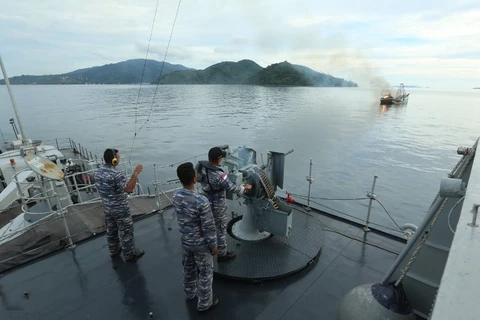 Indonesia đánh chìm tàu Trung Quốc xâm phạm vùng đặc quyền kinh tế
