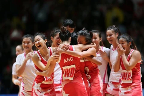 Đội tuyển netball Singapore đánh bại Malaysia để giành huy chương vàng SEA Games 28 (Nguồn: Yahoo Singapore)