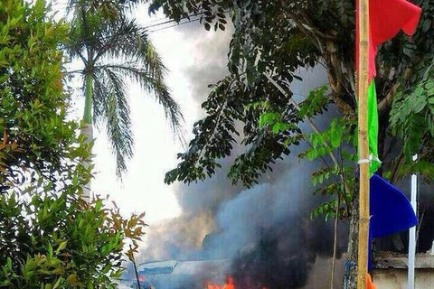 Indonesia: Máy bay lao xuống khu dân cư, 30 người đã chết