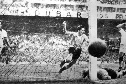 Người hùng giúp Uruguay vô địch World Cup 1950 Ghiggia qua đời