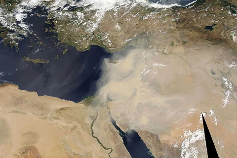 [Photo] Bão cát kinh hoàng tràn qua Trung Đông nhìn từ vệ tinh