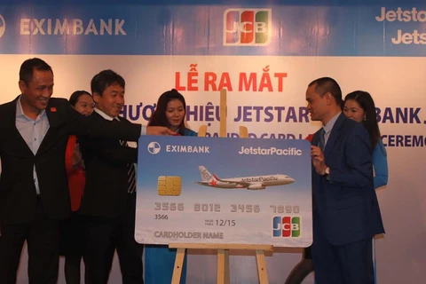 Thẻ Jestar – Eximbank JCB cho phép mua vé máy bay ưu đãi
