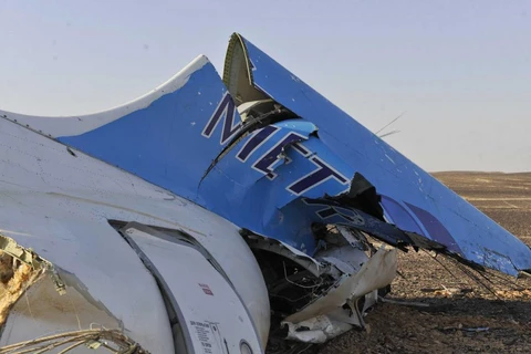 Video đầu tiên về hiện trường thảm khốc vụ rơi máy bay Nga