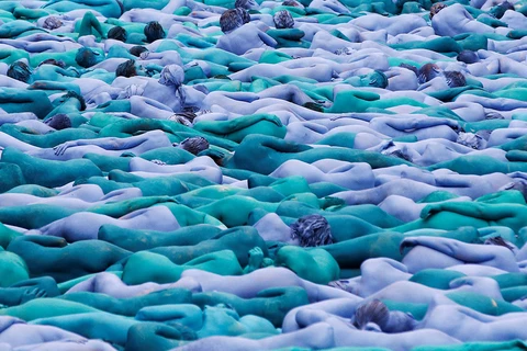 Biển người khỏa thân chụp ảnh tại thủ đô văn hóa sắp tới của Anh