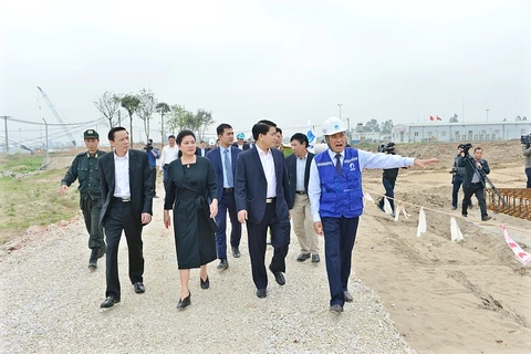 Chủ tịch Hà Nội kiểm tra tiến độ dự án Nhà máy nước Sông Đuống