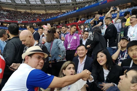 Anh em cựu Thủ tướng Thái Lan Thaksin-Yingluck xem World Cup tại Nga?